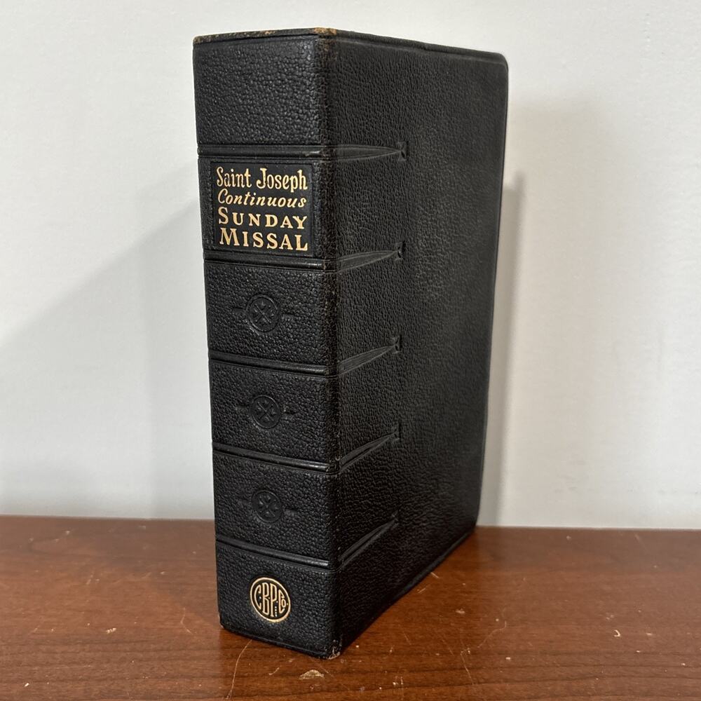 Vintage SAINT JOSEPH Continuous Sunday Missal 1961 Book Leather Black